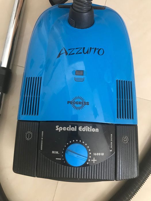 Прахосмукачка Адзуро Adzzuro