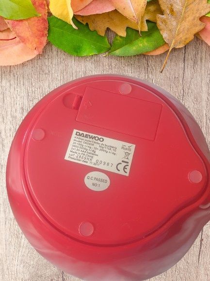 Cântar digital bucătărie marca Daewoo cu bol de inox