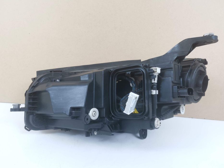 Фар дясно MultiBeam Led / Far Dreapta MultiBeam Led Mercedes-Benz GLE-