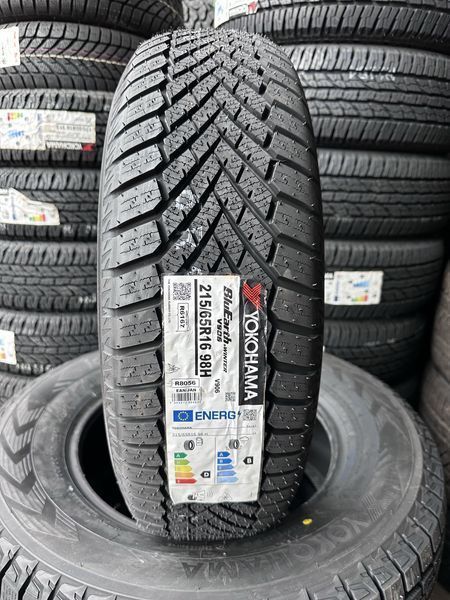 215/65/16 YOKOHAMA 4бр