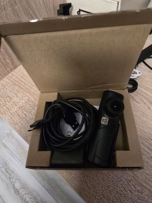 Camera bord 2K cu înregistrare în bucla