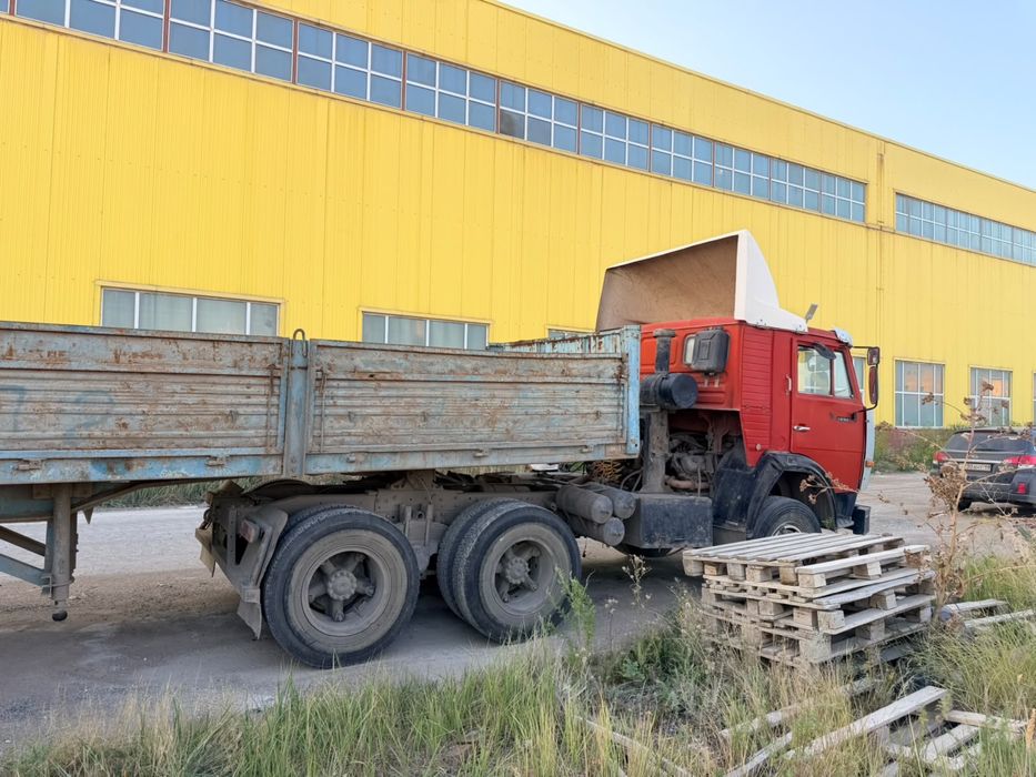 Тягач с прицепом. ..