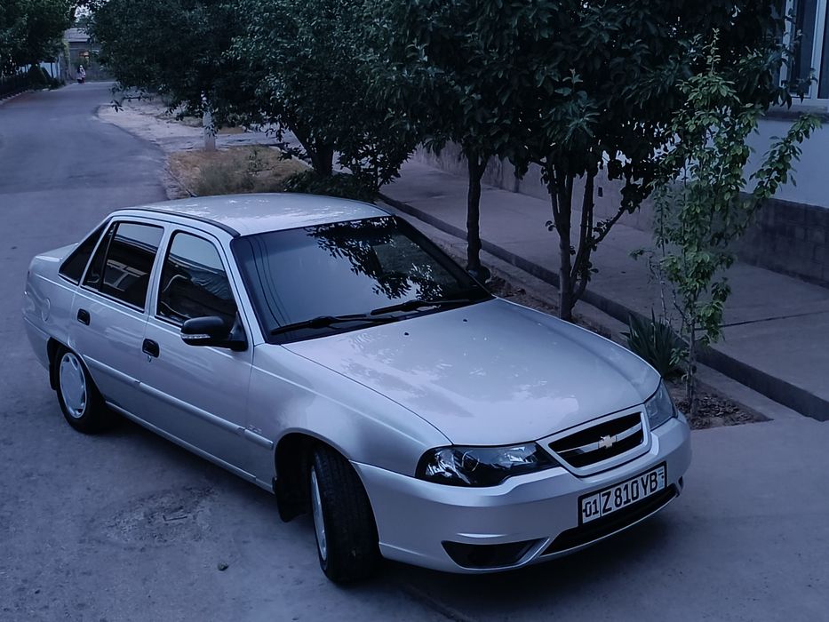 Nexia 2 sotiladi Dons 1.6