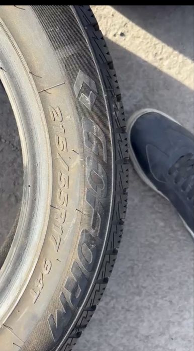 Продаю шины всесезонные
