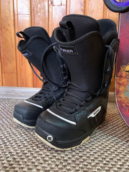 Классный борд и ботинки Бертон