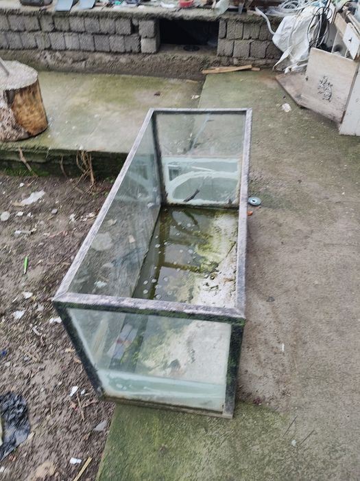 Akvarium sotiladi narxi 500 ming