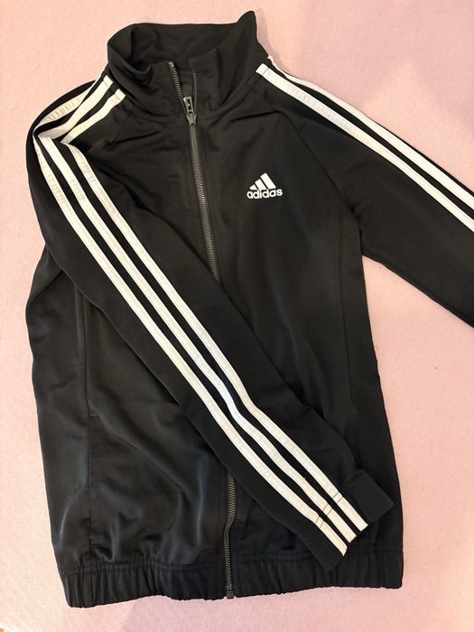 Черно Adidas горнище