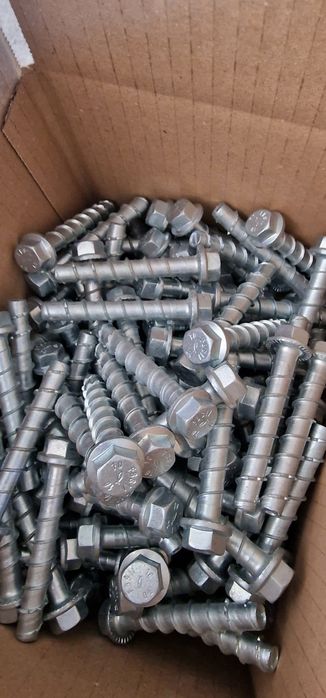 Suruburi beton Fischer,Heco fixare balustrade,cadre, rafturi metalice.