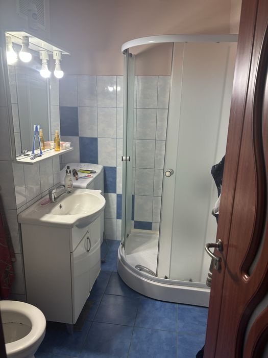 Vand apartament doua camere semidecomandat