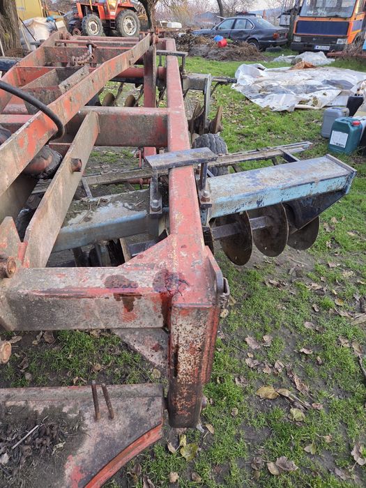 Vând  disc  agricol  în  V.