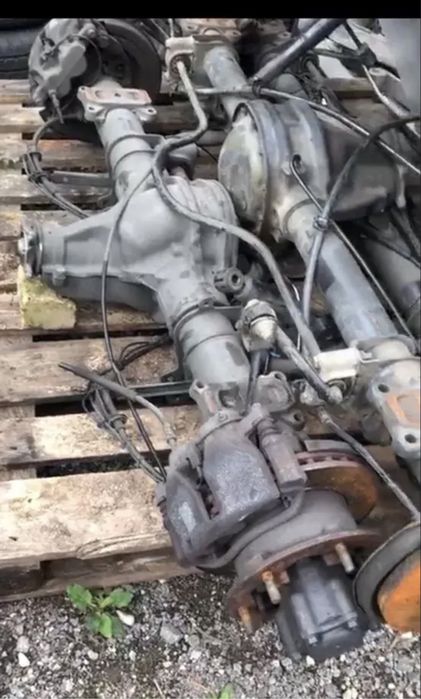 Мост 906 Mercedes Мерседес