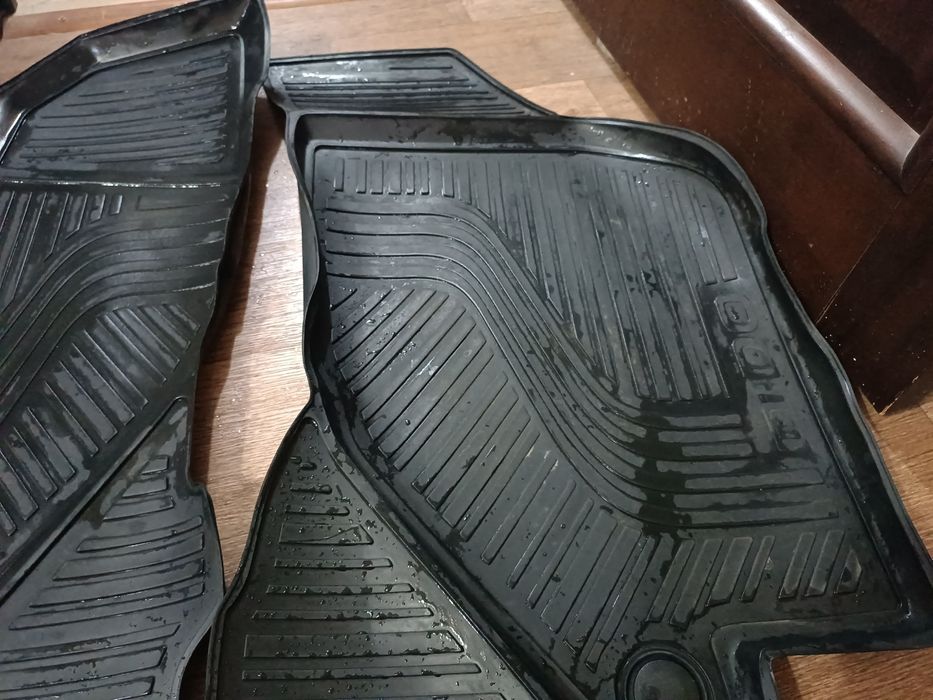 продам коврики Лада калина. гранта. датсун