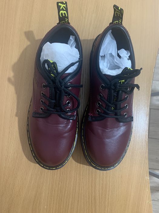 Женские ботинки