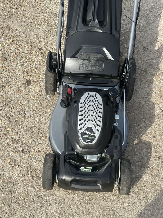 Бензинова стартерна косачка със самоход