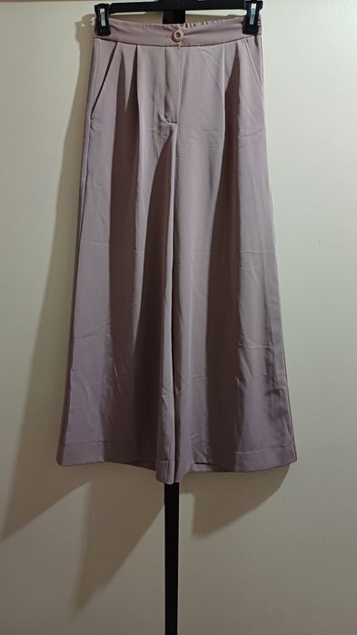 Джинсы юбки.худи.боди белье новое