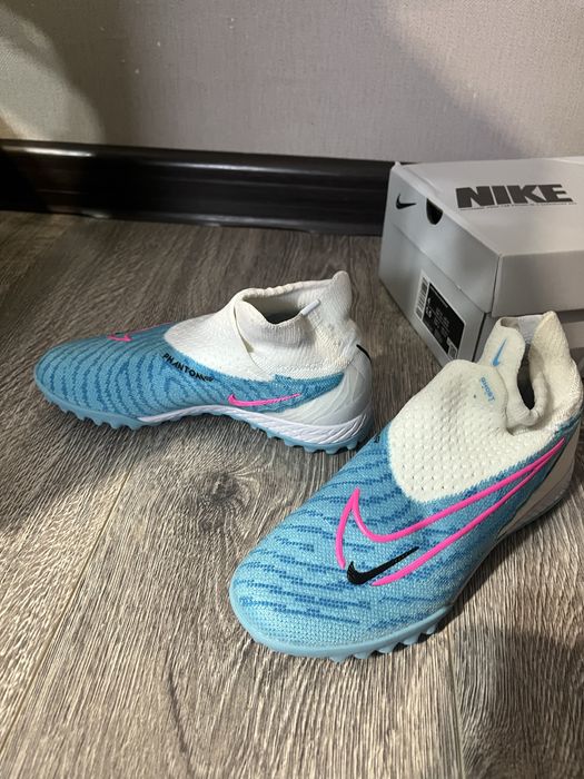 Сороконожки Nike Phantom