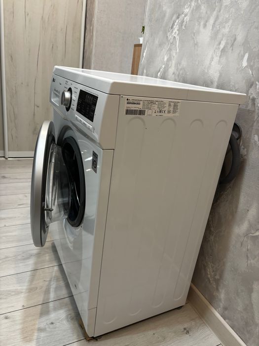 Стиральная машина автомат LG
