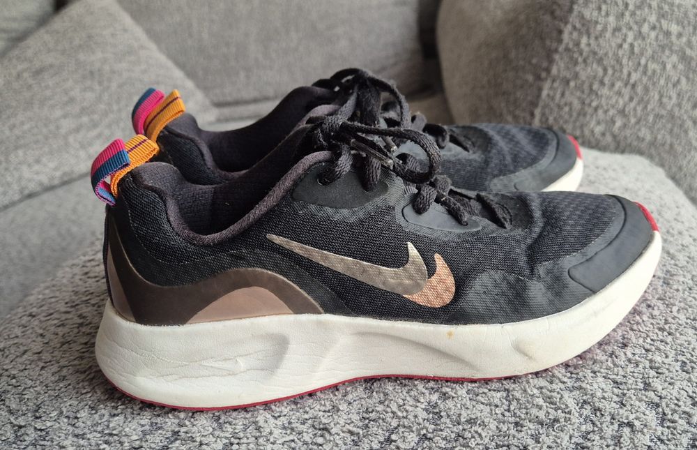Дамски маратонки NIKE WEARALLDAY SE