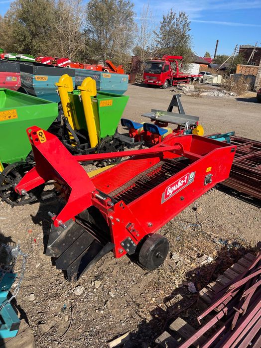 Картофелекопалкa навесная Бульба-1