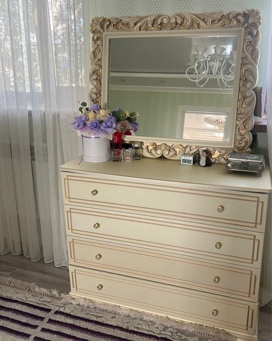 Спальный гарнитур