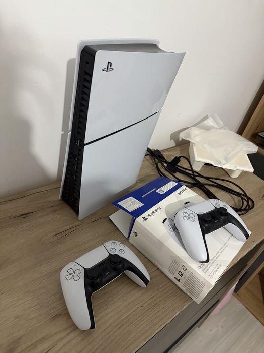 Playstation 5 slim digital 1TB