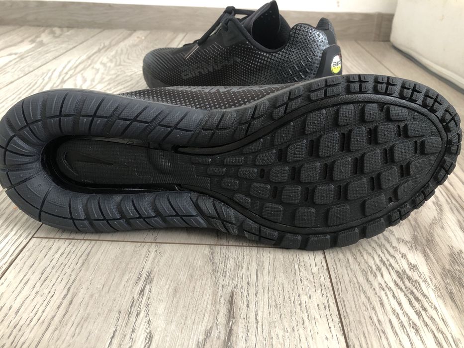 NIKE AIR MAX PHOENIX, noi, nepurtati