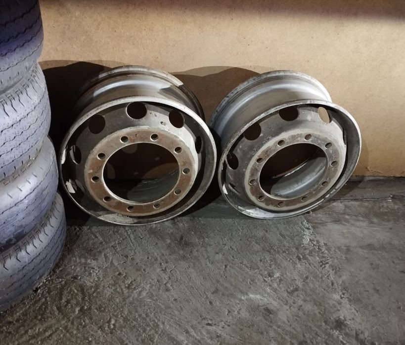 Продам передние диски от Шахмана