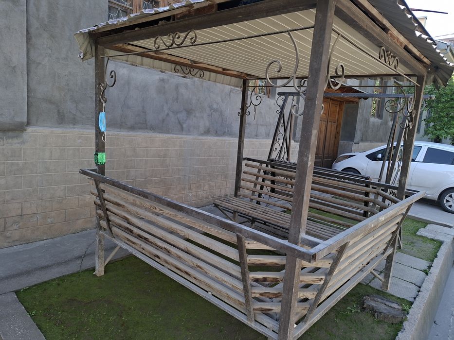 Bisetka va kecheli sotuladi