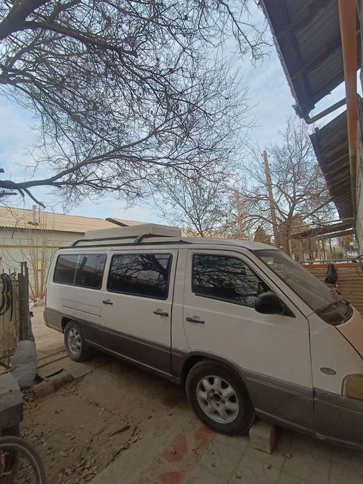 ISTANA SONG YONG SOTLDI YIL2002 w601  mator moy yemidi tagida rama bor