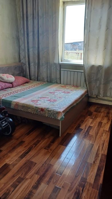 Қайназарда 4 бөлмелі үй сатылады,  срочно.