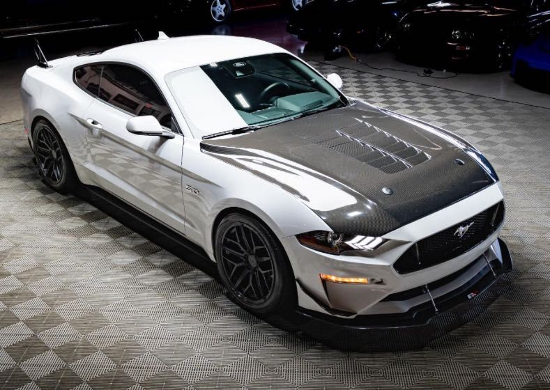 Ford Mustang  тунинг джанти R20