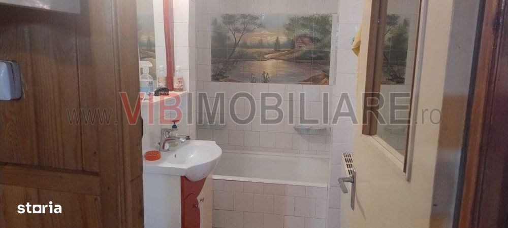 Apaertament 3 camere, decomandat, confort 1