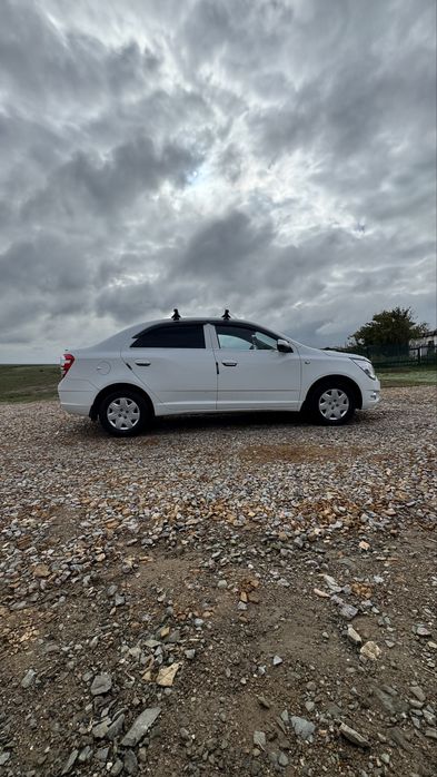 Продам машину 2023