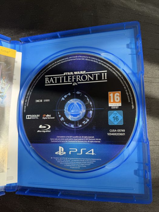 6 броя игри + 2 подарък за playstation 4 и 5
