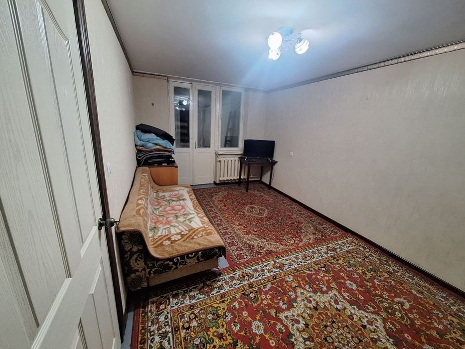 Чиланзар 1 1/3/4 балкон 1х6