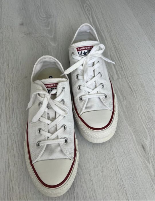 Adidasi converse