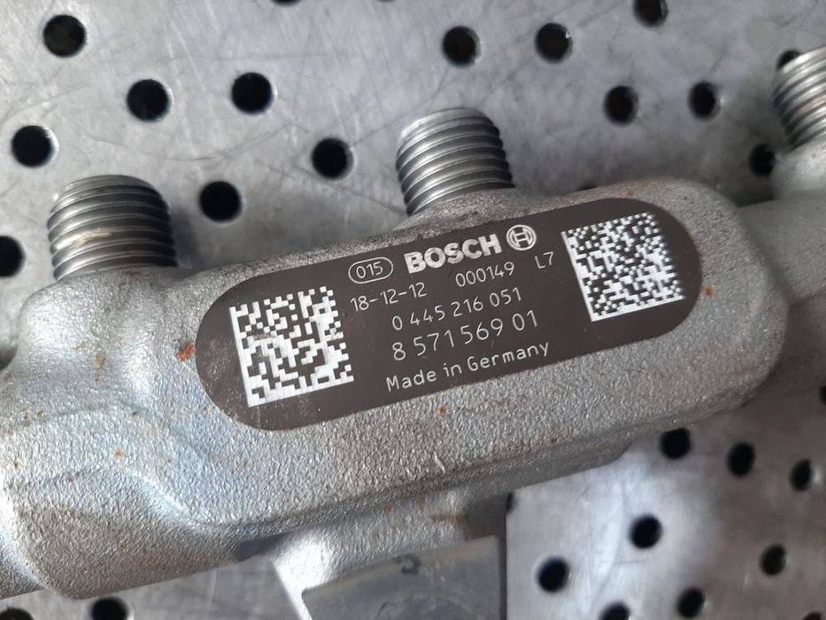 rampa injectoare 3.0 d bmw 7 g11 g12 0445216051  857156901