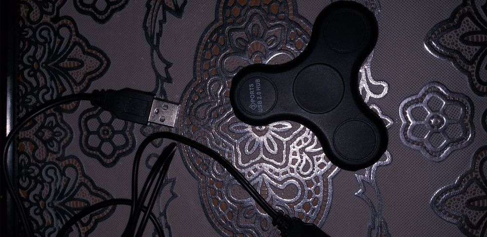 Usb hub спинер 3 гнезда 2300тг