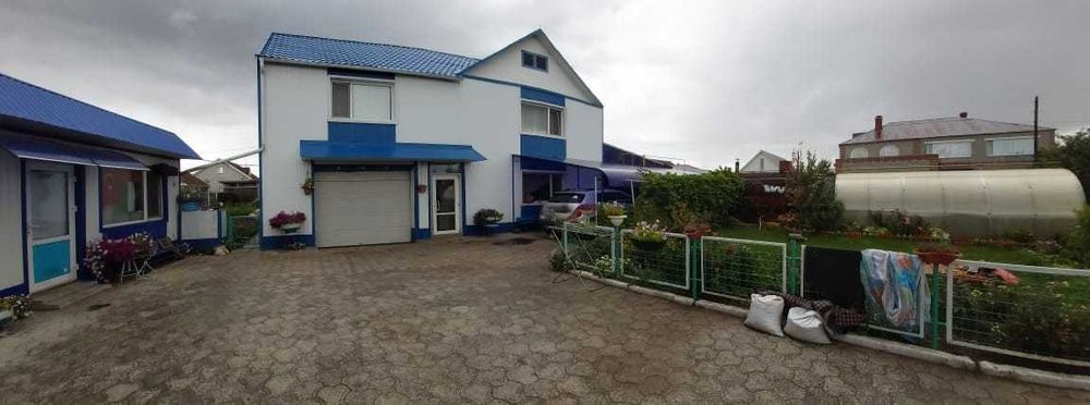 Продажа 2-этажного дома