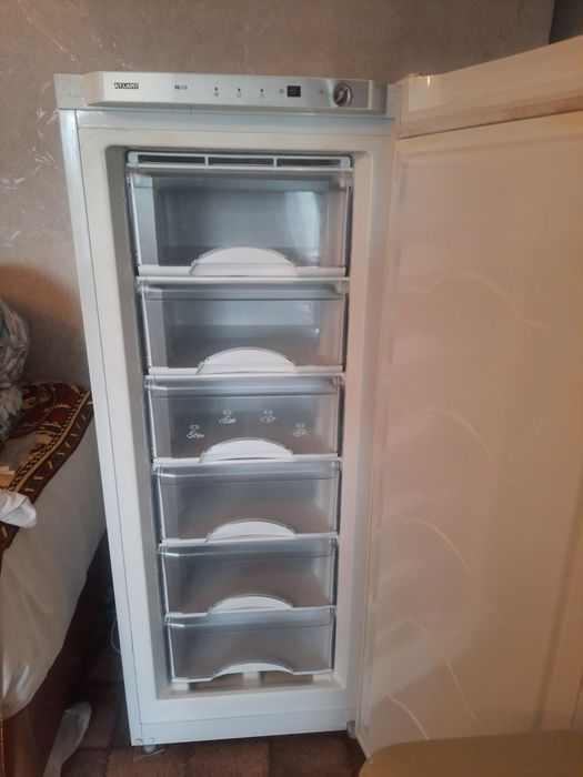 Продам  морозильная камера