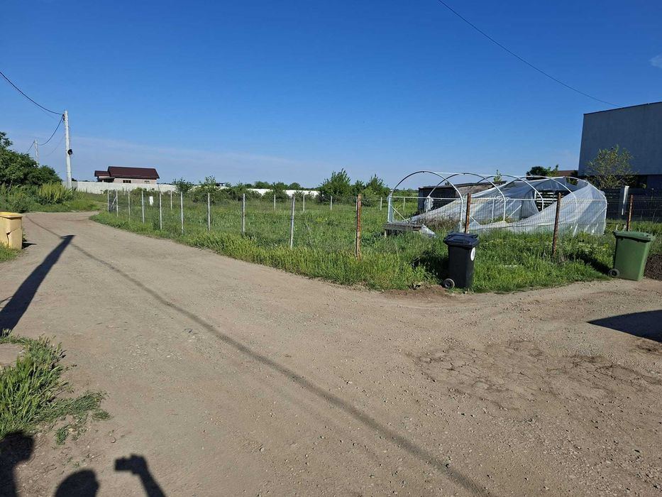 Teren intravilan colț 641 mp utili – Str. Magnoliei, Corbeanca Ostratu – utilități la lot