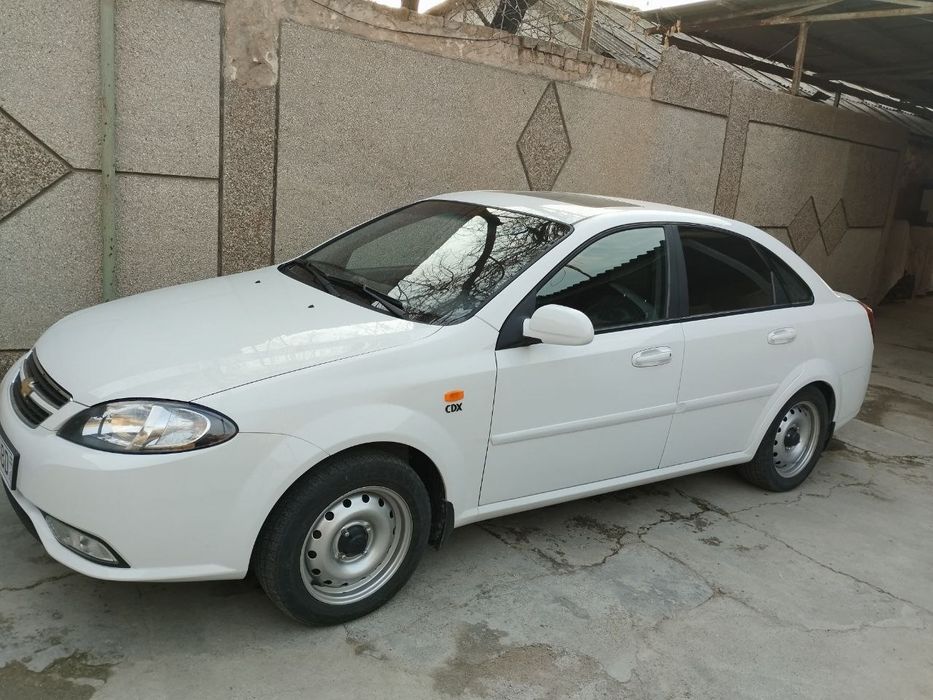 Чевролет ласетти