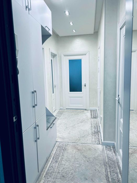 Сагбон чинни завод ҳудудида новостройка янги таъмирланган 2 хонали уй