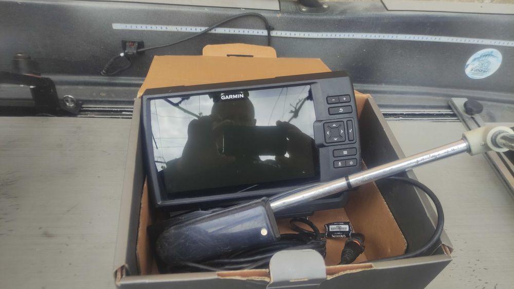 Сонар Garmin Striker SV9 plus Vivid