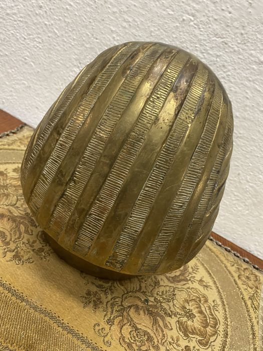 Голяма египетска фигура от месинг тутанкамон