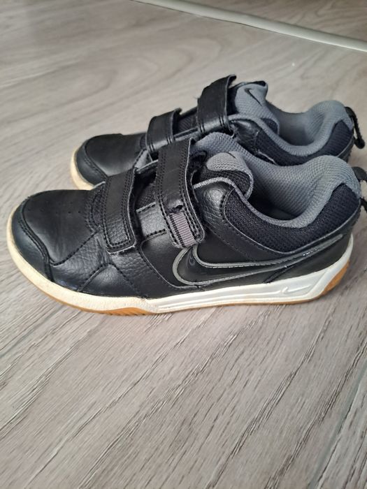 Adidasi nike marimea 30