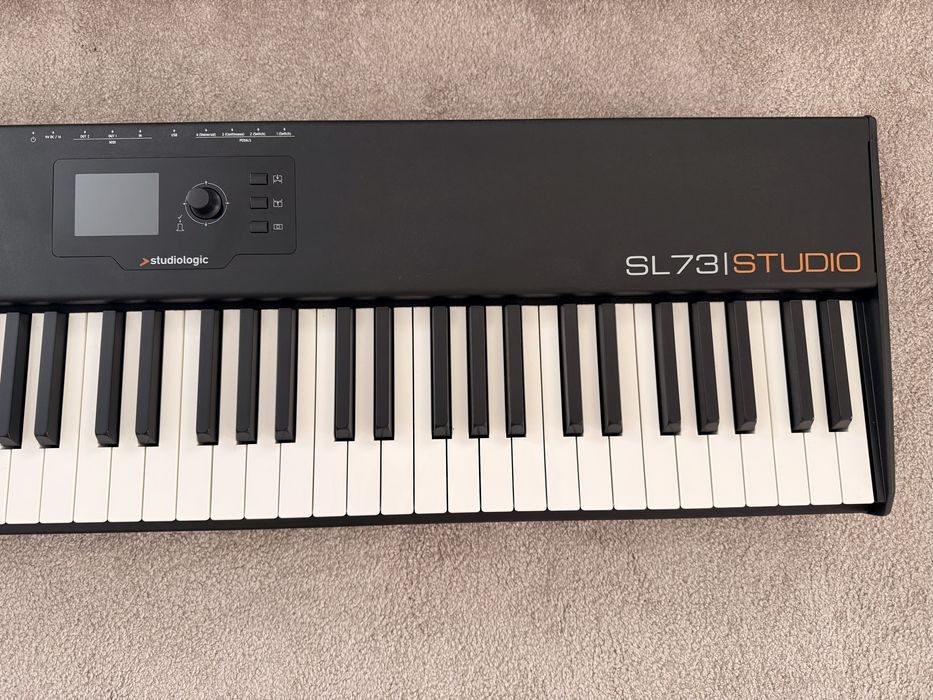 Studiologic SL73 Studio – claviatură hammer, ca nouă, foarte puțin folosită
