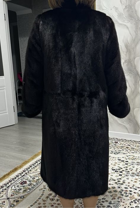 Продам  норковую шубу