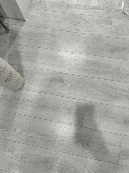 Продам ленолеум новый