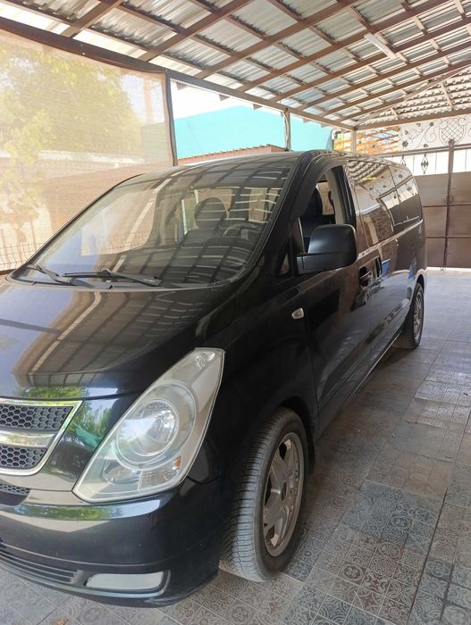 Хундай Старекс машину